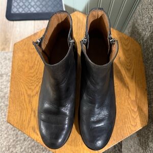 FRYE Carly Ankle Boots Double Zip